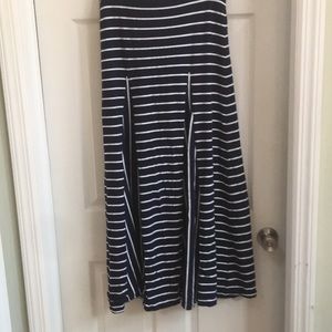 Navy / White striped maxi skirt - size med